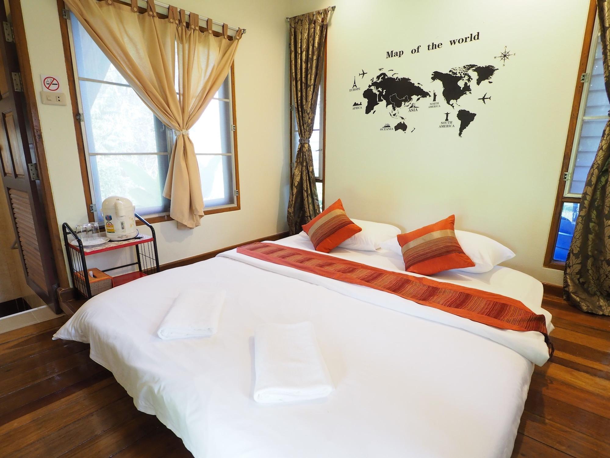 Baan Pun Sook Resort Pantai Chao Lao Bagian luar foto